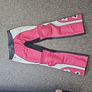 Motorcycling riding pants, woman's Med size.